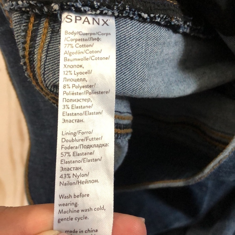 Spanx skinny lightly distressed jeans size S EUC - Picture 9 of 12